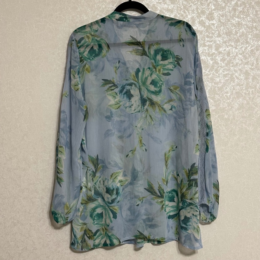 Susan Graver Floral Pintuck V-Neck Tunic Blouse Lace Trim Cottage Blue Green L - Picture 2 of 6